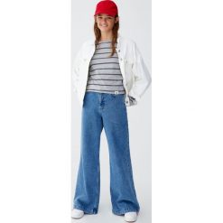 Koszulka w paski z długim rękawem. Szare t-shirty damskie marki Pull&Bear, w paski. Za 59,90 zł.