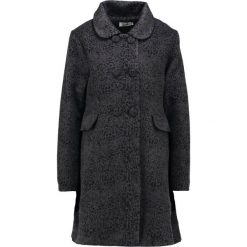Molly Bracken Płaszcz wełniany /Płaszcz klasyczny grey. Szare płaszcze damskie pastelowe Molly Bracken, z materiału, klasyczne. W wyprzedaży za 384,30 zł.