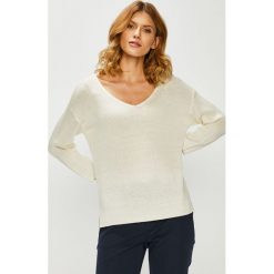 Medicine - Sweter Basic. Różowe swetry damskie MEDICINE, s, bez wzorów, z dzianiny, z krótkim rękawem, krótkie, bez kaptura. W wyprzedaży za 39,90 zł.
