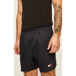 Tommy Sport - Szorty. Brązowe spodenki sportowe męskie Tommy Sport, s, z nadrukiem, z poliesteru, sportowe. Za 179,90 zł.