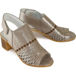 ARTIKER RELAKS 44C2129 grey, sandały damskie. Szare sandały damskie Artiker Relaks, bez wzorów, ze skóry, bez obcasa, na obcasie, bez zapięcia. Za 209,90 zł.