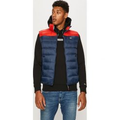 Tommy Jeans - Bezrękawnik. Niebieskie płaszcze męskie Tommy Jeans, m, bez wzorów, z poliesteru, bez kaptura. Za 749,90 zł.