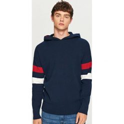 Bluza z kapturem - Granatowy. Niebieskie bejsbolówki męskie Reserved, l, z kapturem. Za 119,99 zł.