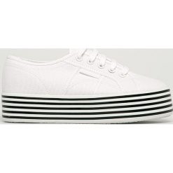 Superga - Tenisówki. Białe trampki i tenisówki damskie Superga, bez wzorów, z gumy, na sznurówki. Za 299,90 zł.