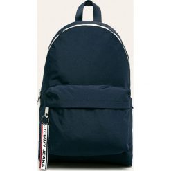 Tommy Jeans - Plecak. Niebieskie plecaki męskie Tommy Jeans, z aplikacjami, z poliesteru. Za 399,90 zł.