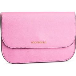 Torebka COCCINELLE - DV1 Envelopes E5 DV1 19 B7 07 Bubble Gum P10. Różowe torebki klasyczne damskie Coccinelle, bez wzorów, ze skóry, eleganckie, bez dodatków. Za 649,90 zł.