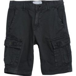 Szare Szorty Funky. Szare spodenki i szorty męskie Born2be, xl, bez wzorów. Za 89,99 zł.