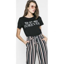Topy damskie: Vila – Top