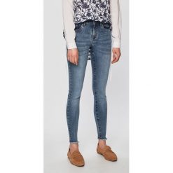 Medicine - Jeansy Basic. Niebieskie rurki damskie marki MEDICINE, s, z elastanu. Za 119,90 zł.