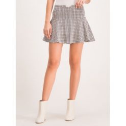 Spódnica trapezowa Patrizia Pepe 2G0742/A5T4-XT77. Szare spódniczki damskie Patrizia Pepe, bez wzorów, z elastanu, mini, trapezowe. W wyprzedaży za 449,00 zł.