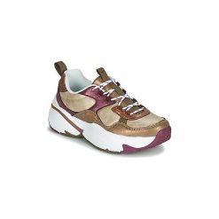 Buty Victoria AIRE METALICO. Żółte trampki i tenisówki damskie Victoria, bez wzorów, bez zapięcia. Za 299,00 zł.