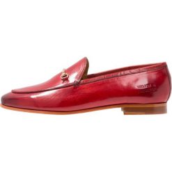 Melvin & Hamilton SCARLETT Półbuty wsuwane rich red/trim gold. Czerwone mokasyny damskie marki Melvin & Hamilton, ze skóry. Za 719,00 zł.