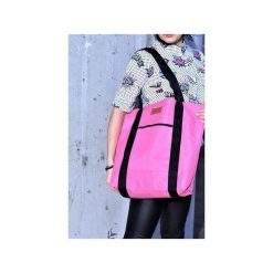 Duża torba szoperka 1 - pink. Różowe torebki klasyczne damskie Militu, bez wzorów, z tkaniny, duże, bez dodatków. Za 139,30 zł.