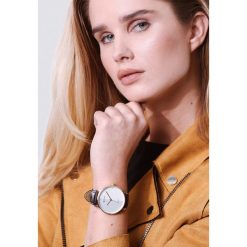 Czarno-Biały Zegarek More Desirable. Czarne zegarki damskie marki Born2be. Za 39,99 zł.