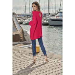 Modny sweter z łezką malina NICOLE. Swetry damskie Lemoniade, bez wzorów, klasyczne, bez rękawów, bez kaptura. Za 149,90 zł.