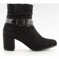Botki na obcasie czarne 99-129 BLACK. Czarne botki damskie obuwie damskie, z zamszu, klasyczne, bez obcasa, na obcasie, na zamek. Za 114,14 zł.