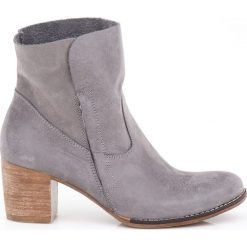 Botki - skóra naturalna - model 454 - kolor szary. Szare botki damskie Zapato, na wiosnę, ze skóry, eleganckie, za kostkę, na wysokim obcasie, na obcasie, na zamek. W wyprzedaży za 299,25 zł.