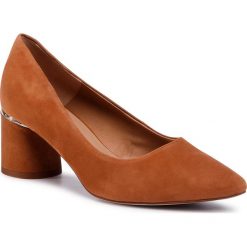 Półbuty LASOCKI - 71186-02 Camel. Pomarańczowe czółenka damskie Lasocki, bez wzorów, ze skóry, bez obcasa, na obcasie. Za 229,99 zł.