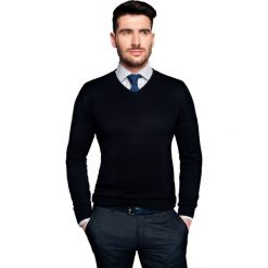 Swetry klasyczne męskie: sweter nagel w serek granatowy