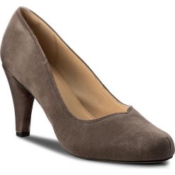 Półbuty CLARKS - Dalia Rose 261322694 Taupe Suede. Pomarańczowe półbuty damskie marki Clarks, bez wzorów, z zamszu, bez obcasa, na obcasie, bez zapięcia. W wyprzedaży za 249,00 zł.