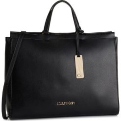 Torebka CALVIN KLEIN - Enfold Tote K60K605619 BDS. Czarne torebki klasyczne damskie Calvin Klein, bez wzorów, ze skóry ekologicznej, klasyczne, bez dodatków. Za 699,00 zł.