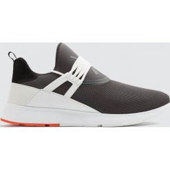 Kolorowe buty sportowe XDYE. Szare buty sportowe męskie marki Pull&Bear, bez zapięcia. Za 89,90 zł.
