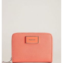 Mango - Portfel Lole. Czerwone portfele damskie Mango, bez wzorów, z poliesteru. Za 49,90 zł.