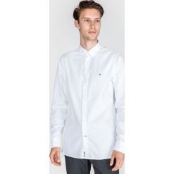 Tommy Hilfiger Koszula Biały. Białe koszule męskie TOMMY HILFIGER, xl, bez wzorów, z elastanu, bez kołnierzyka, z długim rękawem. Za 426,95 zł.