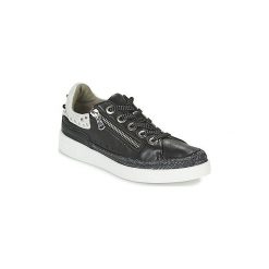 Buty Mam'Zelle BELO. Czarne trampki i tenisówki damskie Mam'Zelle, bez wzorów, bez zapięcia. Za 239,50 zł.