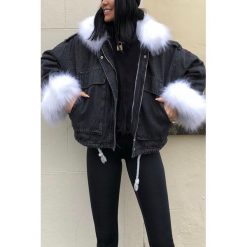 Kurtka jeansowa BONNY BLACK. Czarne kurtki damskie Kurtka jeansowa BONNY BLACK, s, bez wzorów, z jeansu, bez kaptura. W wyprzedaży za 149,00 zł.
