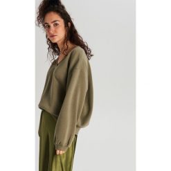 Bluza oversize - Khaki. Brązowe bluzy damskie Cropp, s, bez wzorów, bez rękawów, bez kaptura. W wyprzedaży za 29,99 zł.