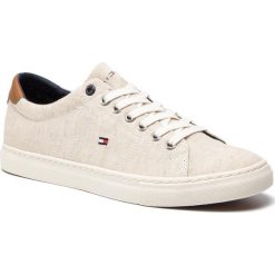 Tenisówki TOMMY HILFIGER - Seasonal Textile Sneaker FM0FM02204 White 100. Brązowe półbuty męskie TOMMY HILFIGER, bez wzorów, z gumy, bez zapięcia. Za 339,00 zł.