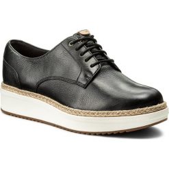 Espadryle CLARKS - Teadale Rhea 261325414 Black. Czarne espadryle damskie marki Clarks, bez wzorów, ze skóry, bez obcasa, na płaskiej podeszwie. W wyprzedaży za 299,00 zł.