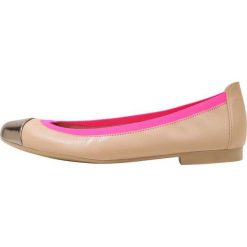 Pretty Ballerinas ESPEQIO Baleriny fucile/coco. Czarne baleriny damskie marki Pretty Ballerinas. W wyprzedaży za 345,95 zł.