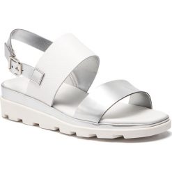 Sandały THE FLEXX - Samantha D1507/25 Silver/White. Szare klapki damskie The Flexx, bez wzorów, ze skóry ekologicznej, bez obcasa. W wyprzedaży za 239,00 zł.