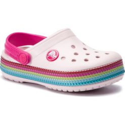 Klapki CROCS - Crocband Sequin Band Clog K 205525 Barely Pink. Różowe sandały dziewczęce marki Crocs, z tworzywa sztucznego, bez zapięcia. Za 149,00 zł.