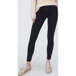 Jeansowe jegginsy skinny - Czarny. Czarne jeansy damskie Sinsay, z jeansu. Za 39,99 zł.