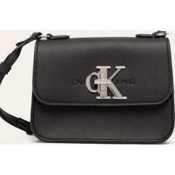 Calvin Klein Jeans - Torebka. Czarne listonoszki damskie Calvin Klein Jeans, w paski, z jeansu, na ramię, małe, bez dodatków. W wyprzedaży za 499,90 zł.