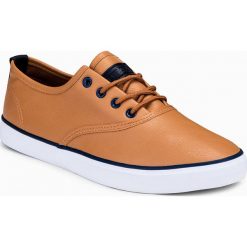 Buty męskie trampki T305 - rude. Czerwone trampki męskie Ombre Clothing, bez wzorów, z materiału, klasyczne, bez zapięcia. Za 49,00 zł.