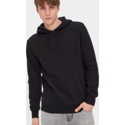 Bluza z kapturem basic - Czarny. Czarne bluzy męskie House, s, bez wzorów, z kapturem, bez rękawów, z kapturem. Za 79,99 zł.