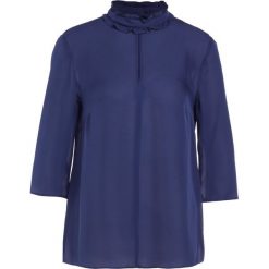 MAX&Co. PALMA Bluzka midnight blue. Niebieskie bralety damskie marki MAX&Co., z jedwabiu. W wyprzedaży za 421,85 zł.