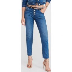 Jeansy boyfriend z paskiem - Niebieski. Niebieskie jeansy damskie Reserved. Za 119,99 zł.
