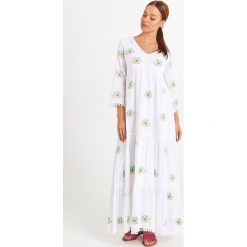 SUKIENKA SOPHY SPORTALM. Sukienki damskie Sportalm, bez wzorów, eleganckie, bez kołnierzyka, bez rękawów. Za 1059,00 zł.