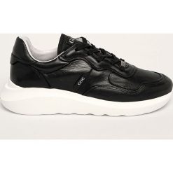 GOE - Buty. Czarne sneakersy męskie GOE, z okrągłym noskiem, bez zapięcia. Za 499,90 zł.