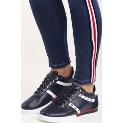 Granatowe Buty Sportowe Story Goes. Szare buty sportowe damskie marki Born2be. Za 49,99 zł.