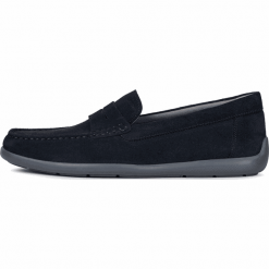 Geox mokasyny męskie Devan U948BA 43 ciemnoniebieski. Niebieskie mokasyny męskie Geox, eleganckie. Za 429,00 zł.
