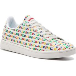 Sneakersy Desigual Cosmic Logos 19SSKP15. Białe półbuty damskie Desigual, bez wzorów, bez obcasa, bez zapięcia. W wyprzedaży za 199,00 zł.
