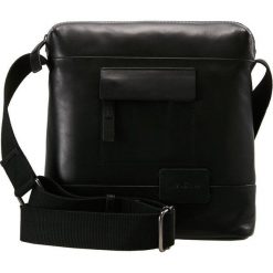 Strellson CONNOR SHOULDERBAG Torba na ramię black. Czarne torby na ramię męskie Strellson, na ramię, małe. Za 589,00 zł.