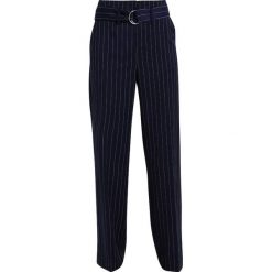 Jeansy damskie: Tiger of Sweden Jeans DOE Spodnie materiałowe maritineblue