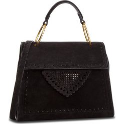 Torebka COCCINELLE - D10 B14 Lace Suede E1 D10 18 03 01 Noir 001. Czarne torebki klasyczne damskie marki Coccinelle, ze skóry. Za 1599,90 zł.